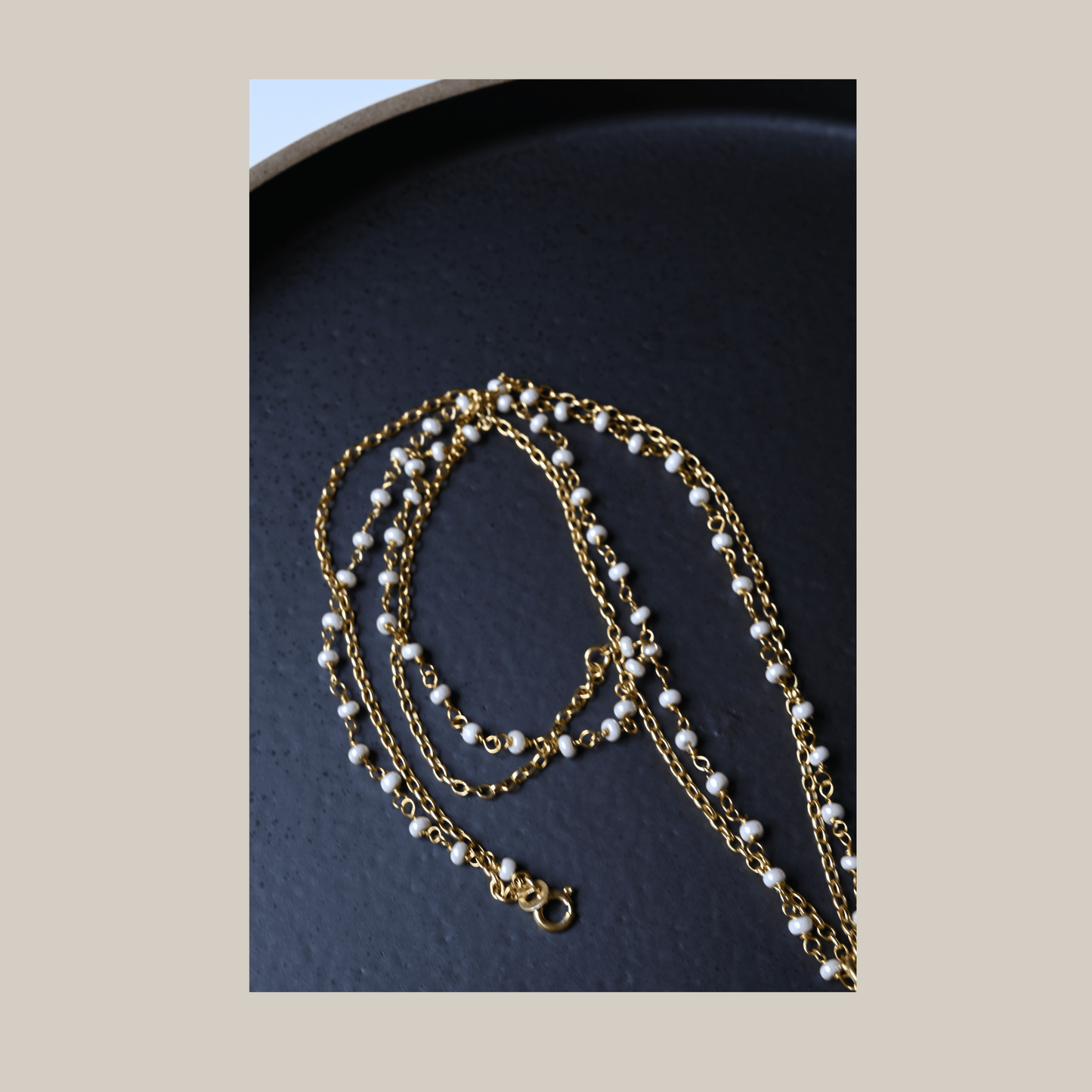 Meena (Mini- Red Kundan & White Stones)