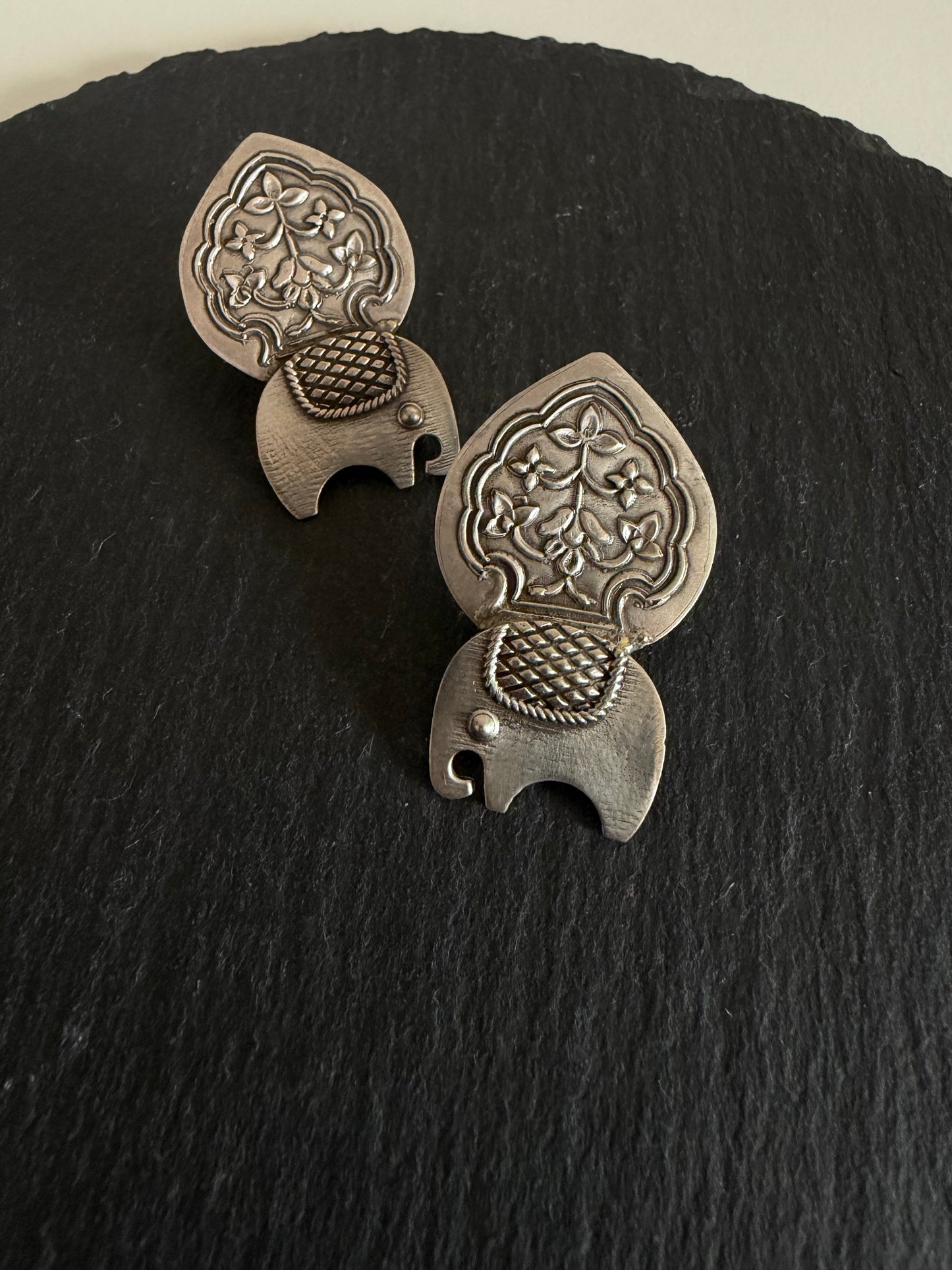 Airavata studs