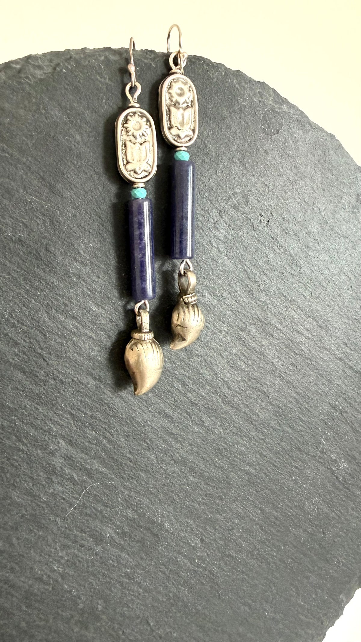Aventurine hooks