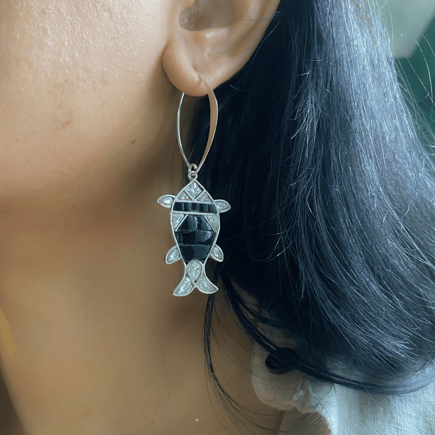 Matsya Leaf Hook Earring (Black)