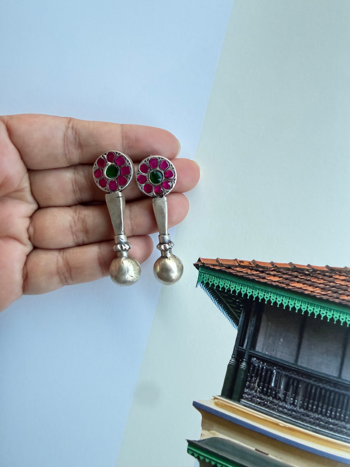 Kundan exclamation stud