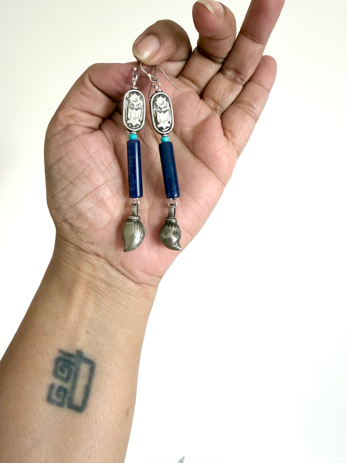 Aventurine hooks