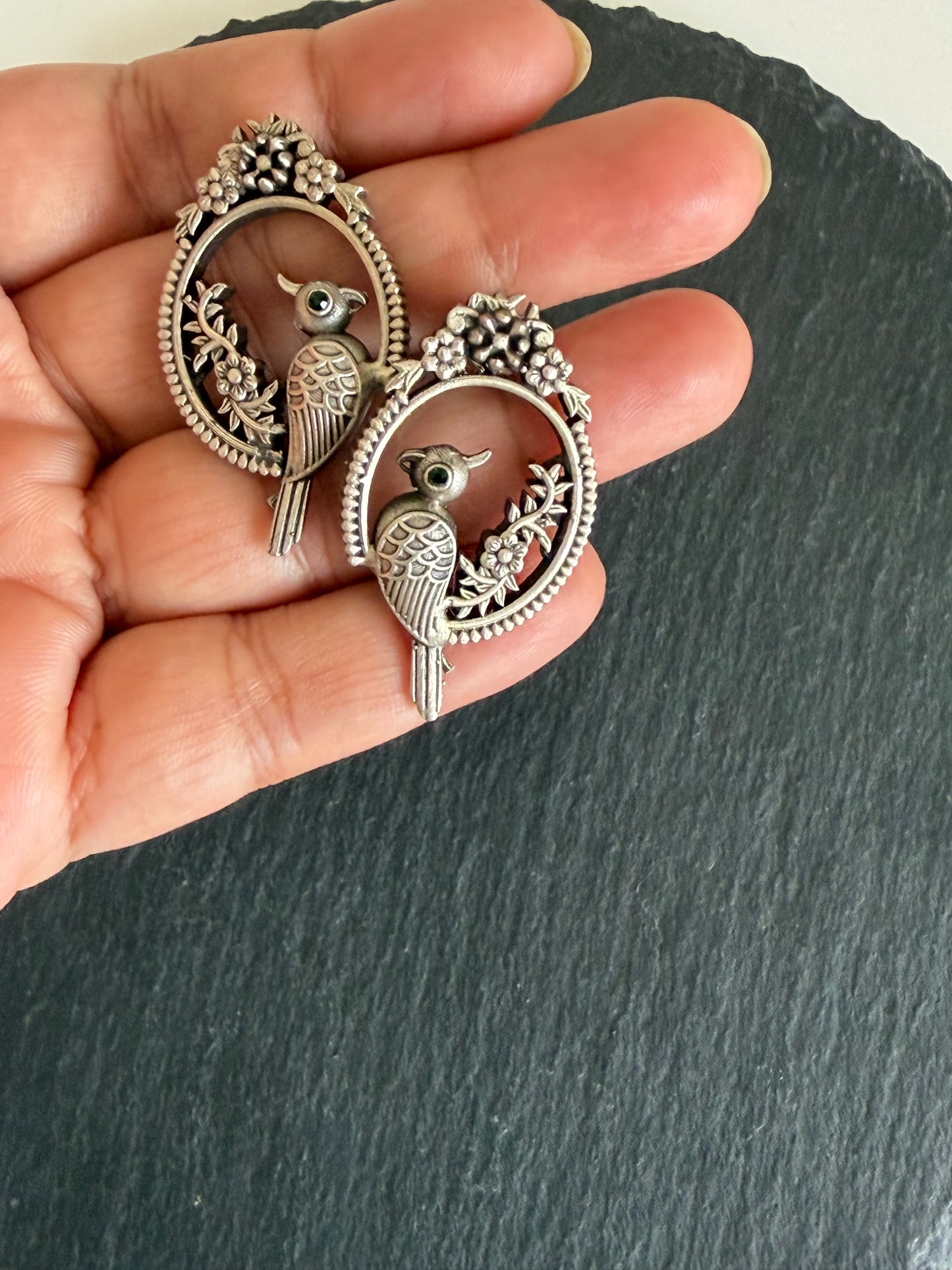 Paakhi Studs