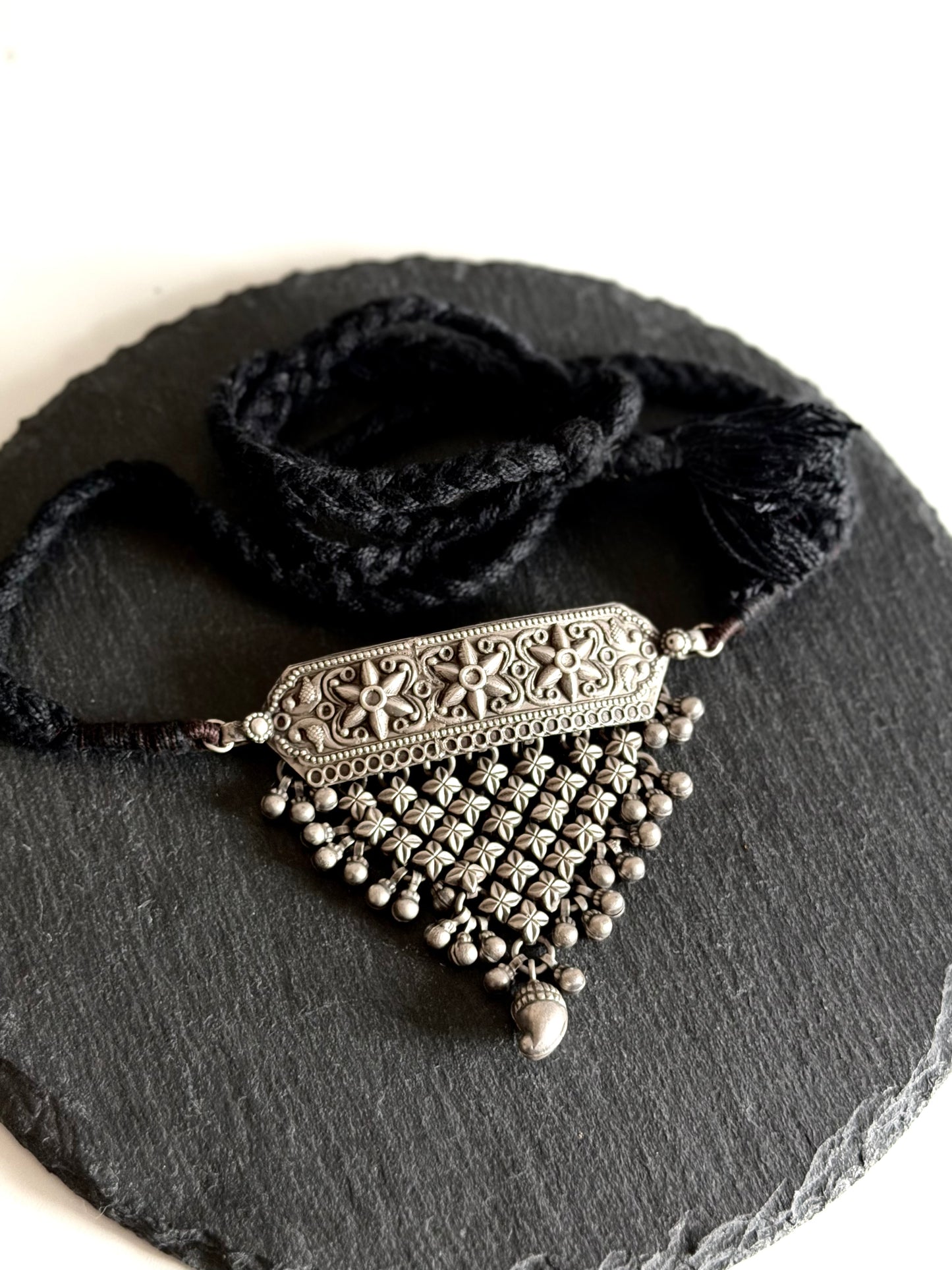 Nayantara Choker
